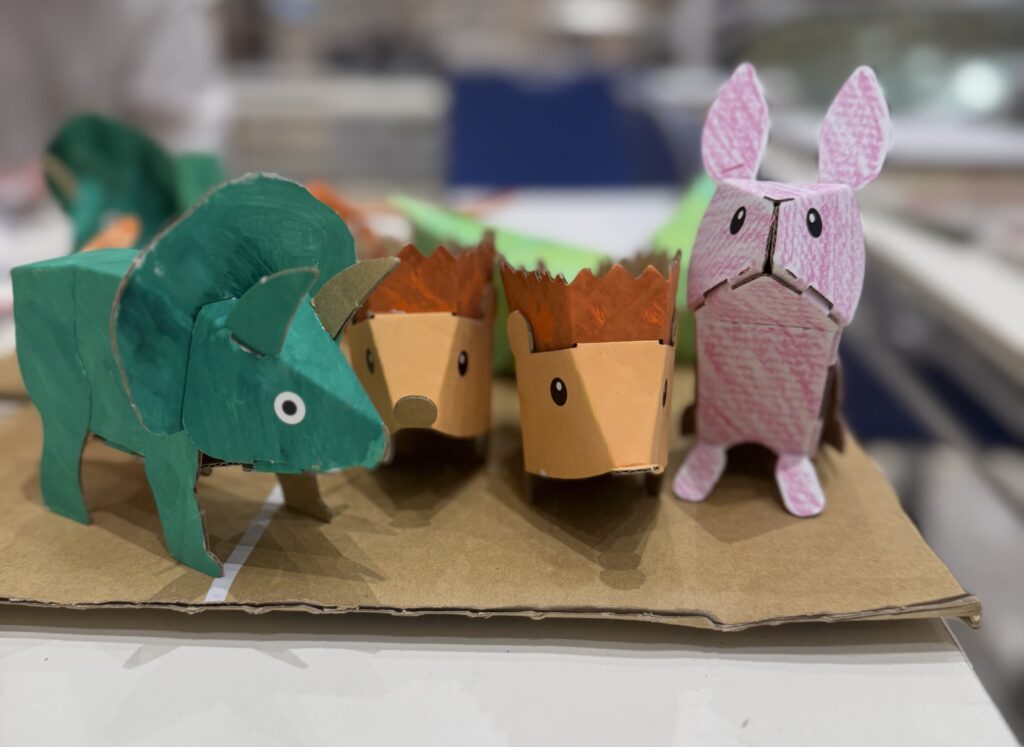 クラフトダンボール